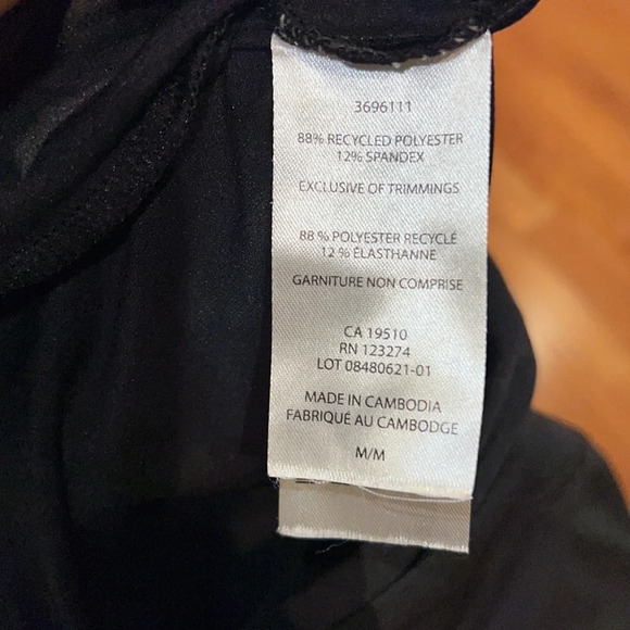 Lole black Athletic Shortsleeved V-neck tunic top Sz M - Picture 6 of 12